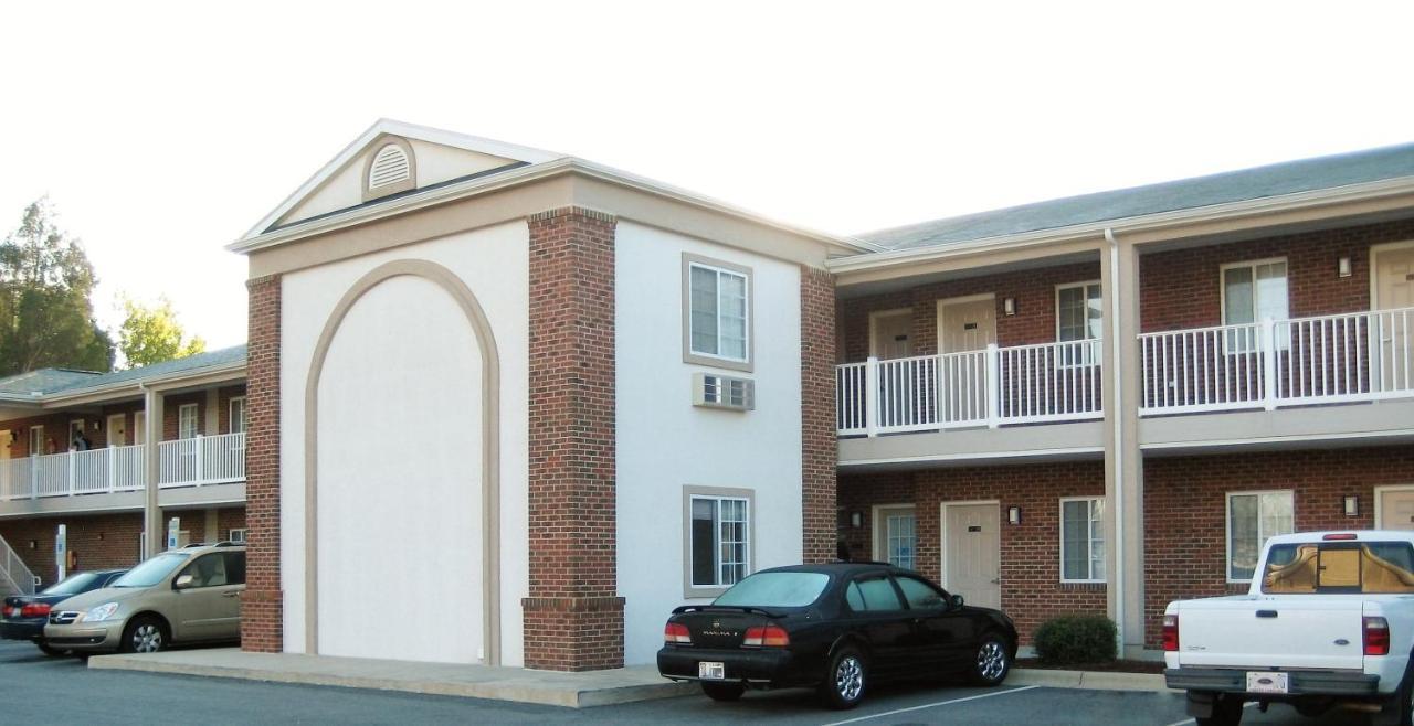 Affordable Suites برلينغتون، فيرمونت المظهر الخارجي الصورة